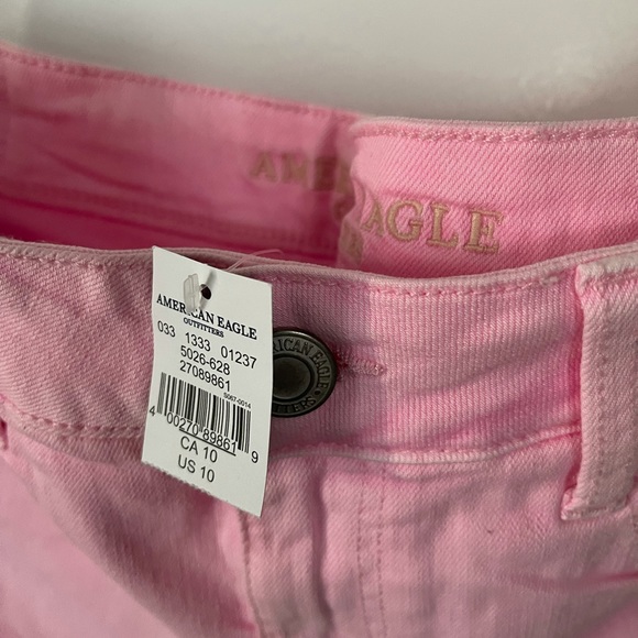 NEW - Short shorts by American Eagle - Picture 2 of 3